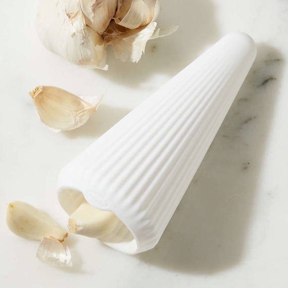 Chef'n GarlicCone Garlic Peeler - Picture 7 of 14
